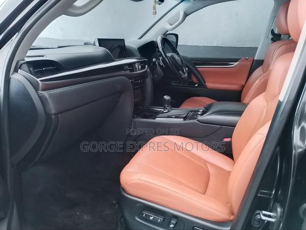 Lexus LX 570 AWD 2015 Black