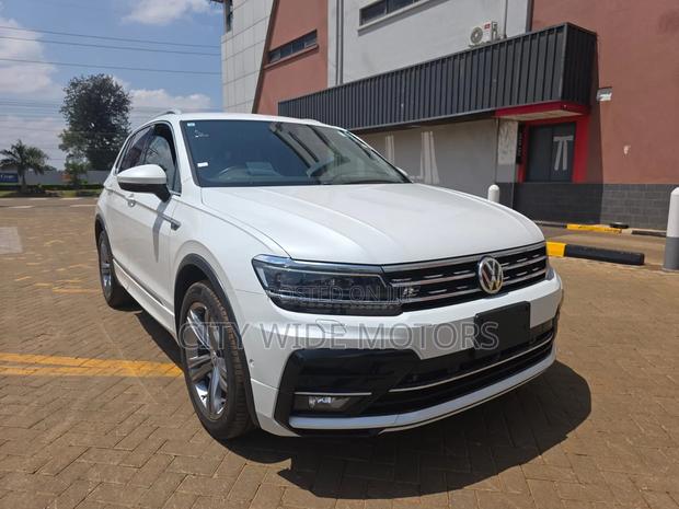 Volkswagen Tiguan 2.0T SEL R-Line AWD 4MOTION 2019 White
