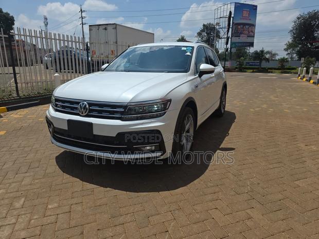 Volkswagen Tiguan 2.0T SEL R-Line AWD 4MOTION 2019 White