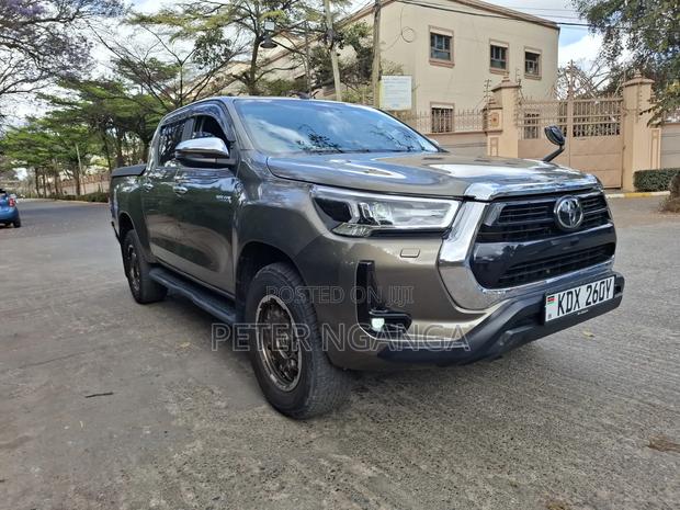 Toyota Hilux Revo Double Cab Deisel 2.4 AWD 2021 Gray