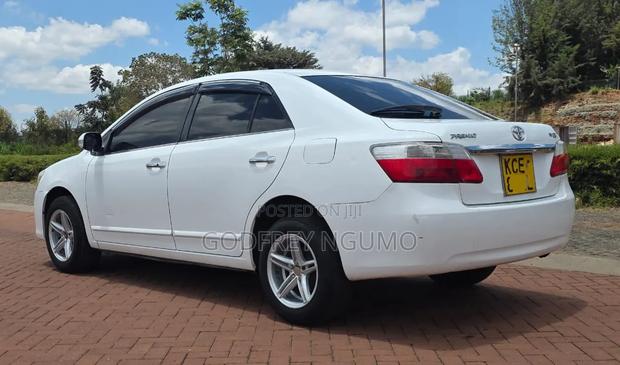 Toyota Premio 2009 White