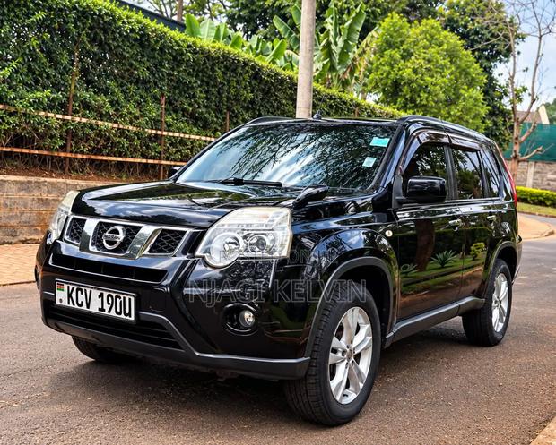 Nissan X-Trail 2012 Black