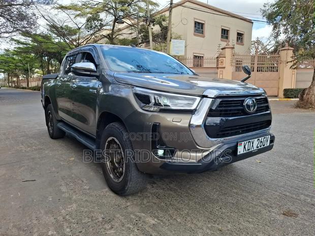 Toyota Hilux Revo Double Cab Deisel 2.4 AWD 2021 Gray