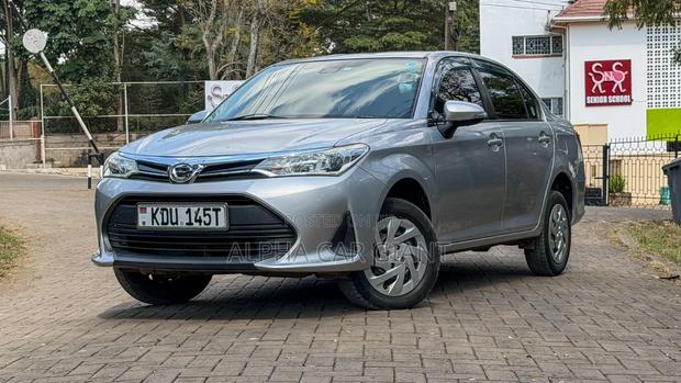 Toyota Axio 1.5 G 2WD 2018 Silver