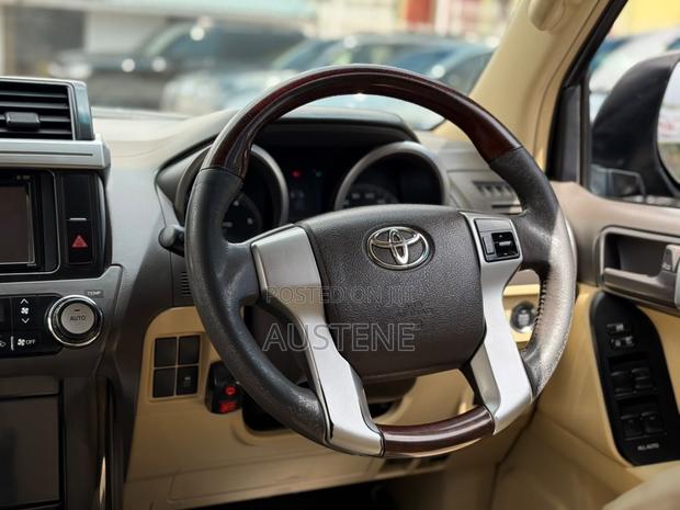 Toyota Land Cruiser Prado 2015 Black