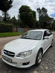 Subaru Legacy 2.5 i 2008 White for sale