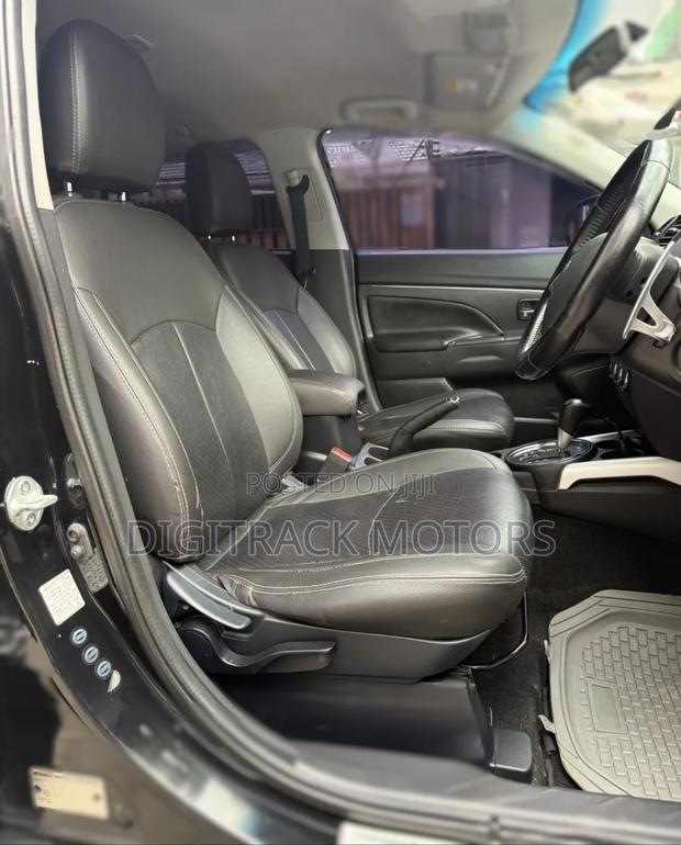 Mitsubishi RVR 2015 Black