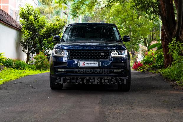 Land Rover Range Rover Vogue 2016 Blue