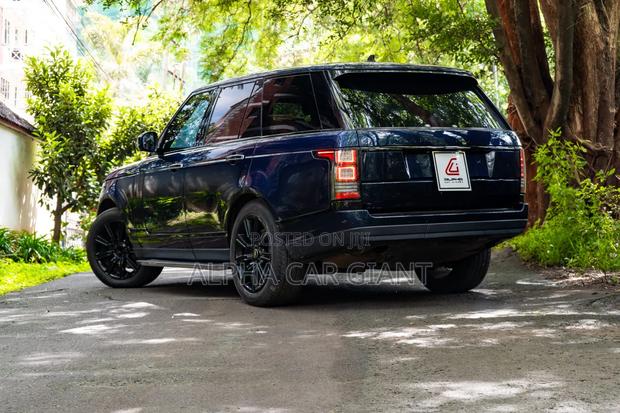Land Rover Range Rover Vogue 2016 Blue
