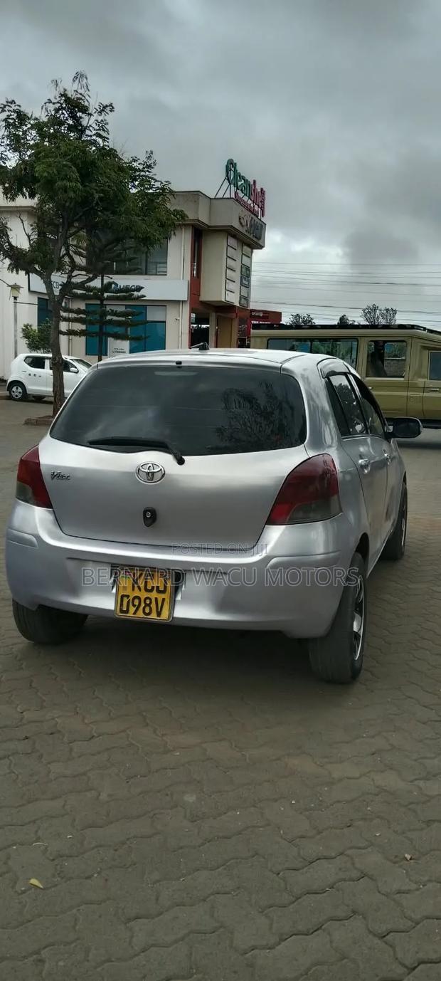Toyota Vitz 2009 Purple