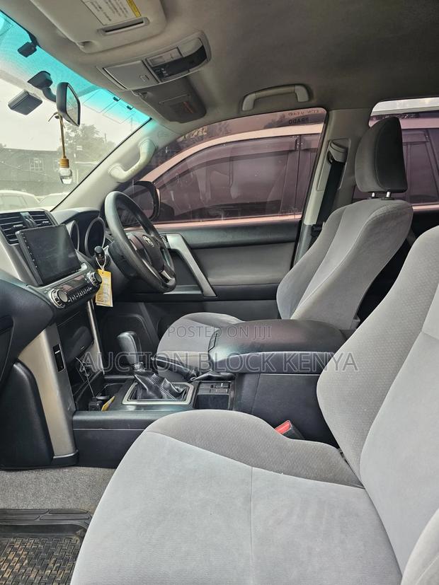 Toyota Land Cruiser Prado 2010 Black