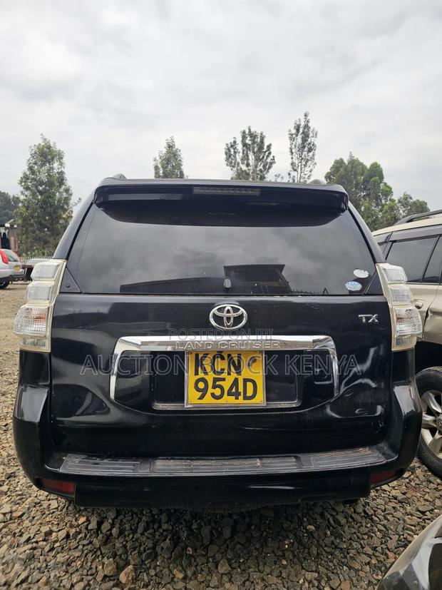 Toyota Land Cruiser Prado 2010 Black