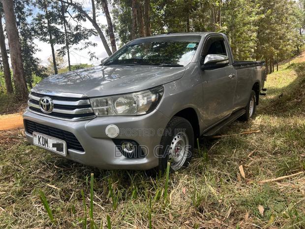 Toyota Hilux Revo Single Cab Deisel 2.8 RWD 2016 Silver