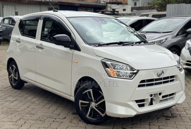 Daihatsu Mira 2019 Pearl