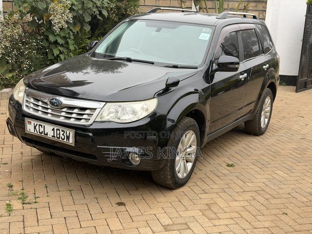 Subaru Forester 2011 Black
