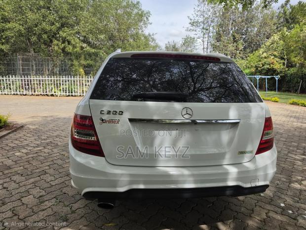 Mercedes-Benz C200 2013 White