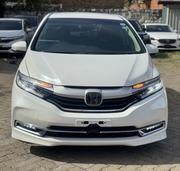 Honda Fit Shuttle 1.5 Hybrid 2WD 2019 Pearl for sale