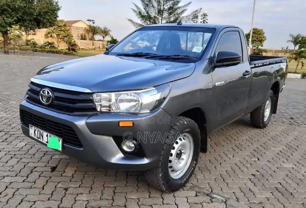 Toyota Hilux 2023