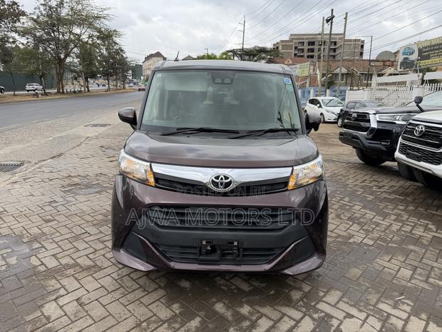 Toyota Tank 1.0 FWD 2019 Brown