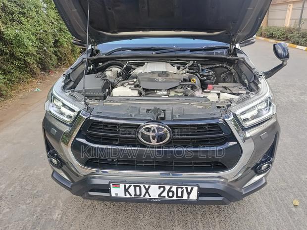 Toyota Hilux Revo Double Cab Deisel 2.8 AWD 2021 Brown