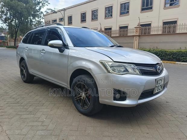 Toyota Corolla Fielder 1.5 Petrol FWD 2013 Silver