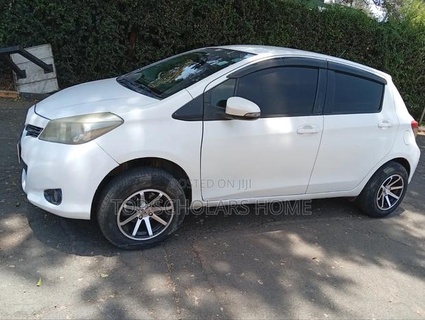 Toyota Vitz 2013 White