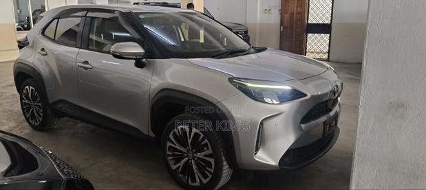Toyota Yaris 2019 Silver