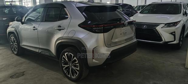 Toyota Yaris 2019 Silver