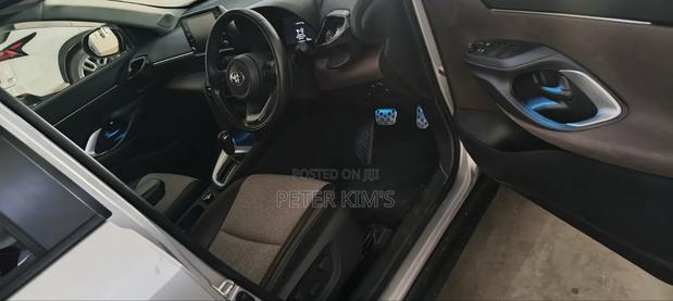 Toyota Yaris 2019 Silver