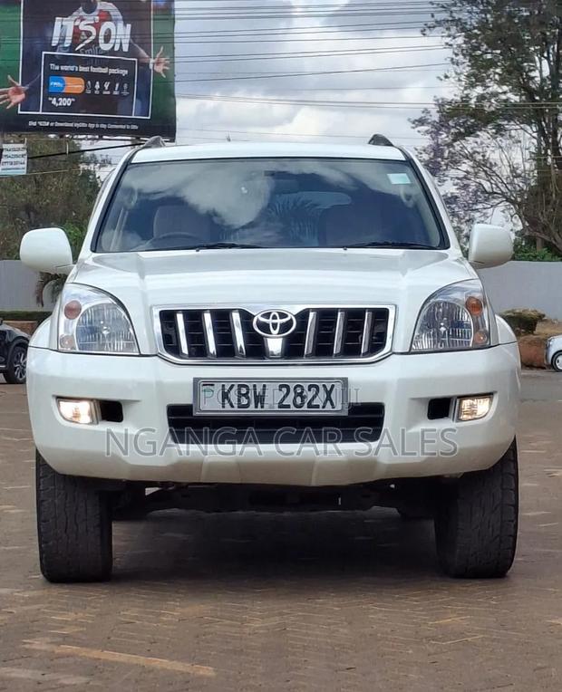 Toyota Land Cruiser Prado 2006 White