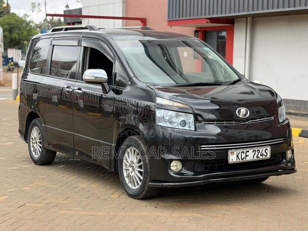 Toyota Voxy 2008 Black