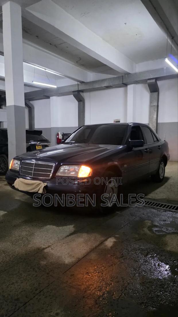 Mercedes-Benz C180 1994 Blue