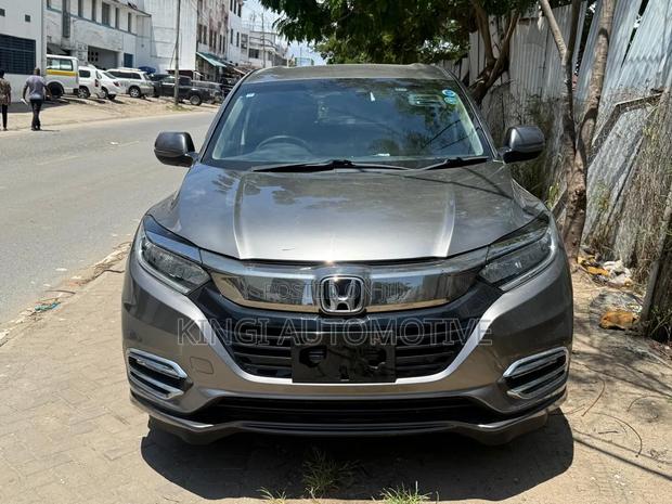 Honda Vezel 2018 Gray