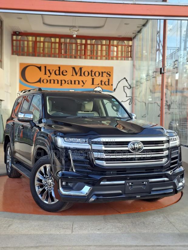 Toyota Land Cruiser 2023 Black