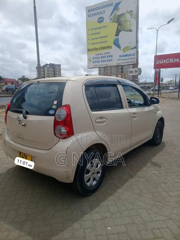Toyota Passo 2014 Beige