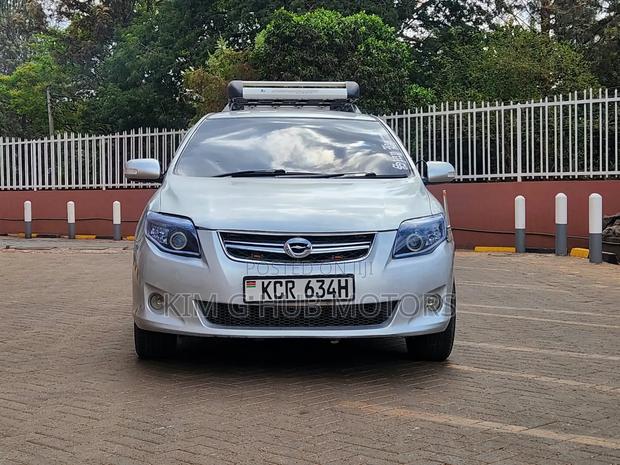 Toyota Corolla Fielder 2011 Silver