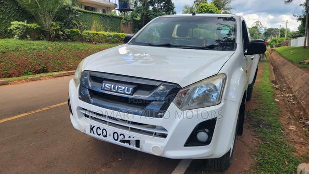 Isuzu D-MAX 2016 White