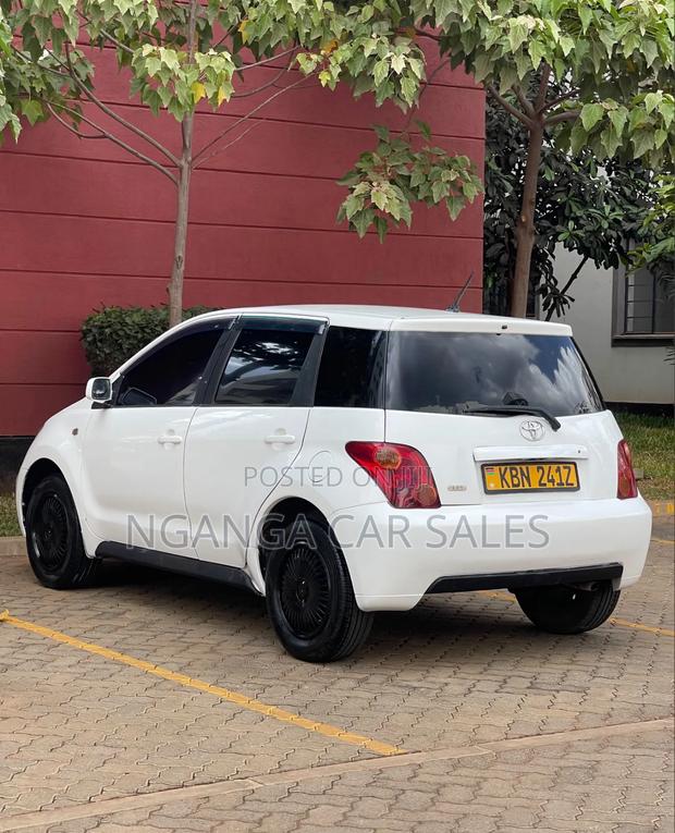 Toyota IST 2006 White