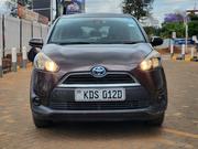 Toyota Sienta 1.5 Hybrid FWD (6-seater) 2017 Pink for sale