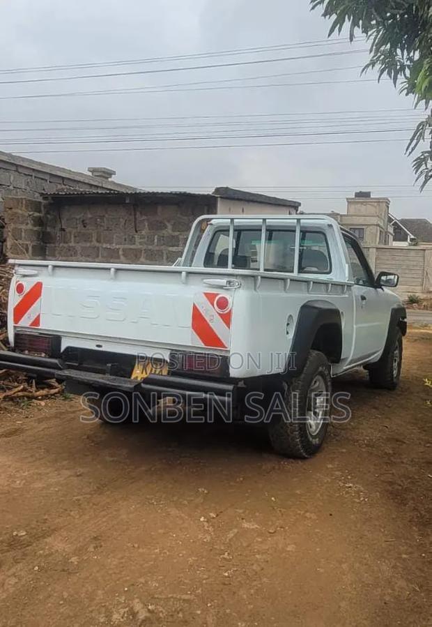 Nissan Patrol 2016 White