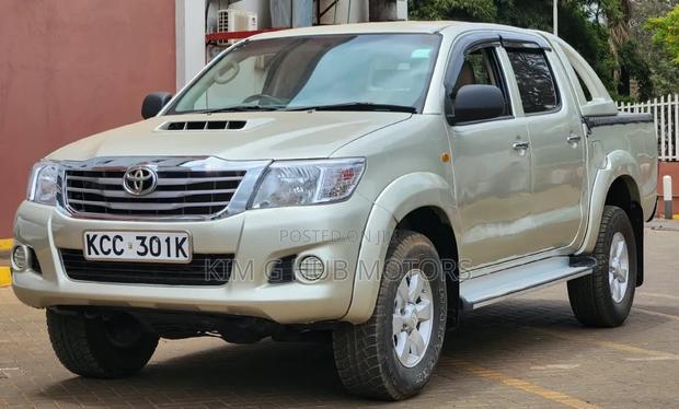 Toyota Hilux 3.0 D-4D Double Cab 2008 Silver