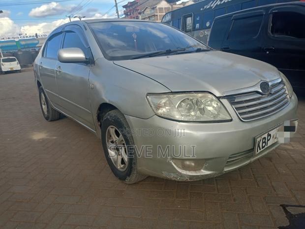 Toyota Corolla 2005 Silver