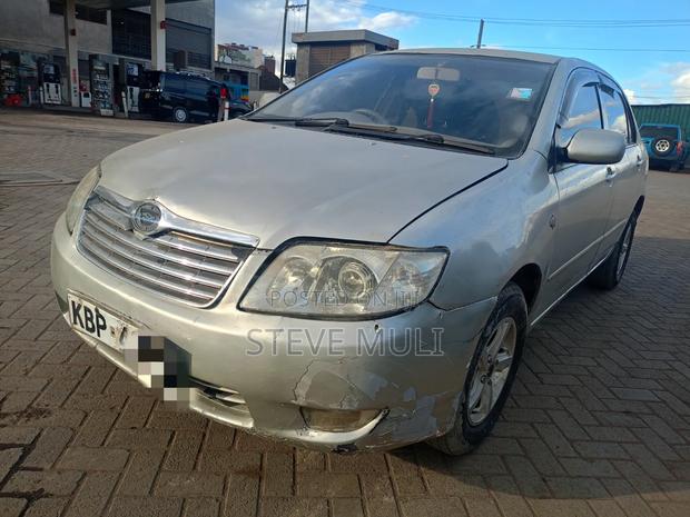Toyota Corolla 2005 Silver