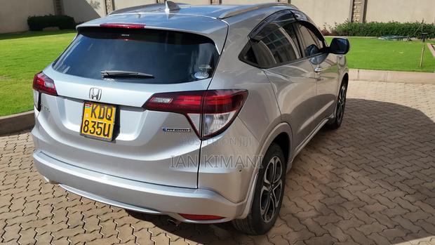 Honda Vezel 1.5 2WD 2017 Silver