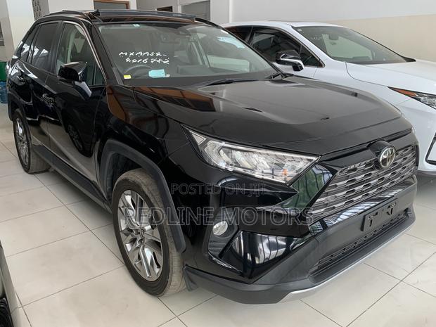 Toyota RAV4 Limited FWD 2020 Matt Black