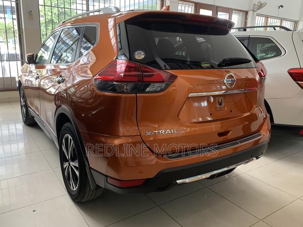Nissan X-Trail 2.0 Petrol AWD 2018 Orange