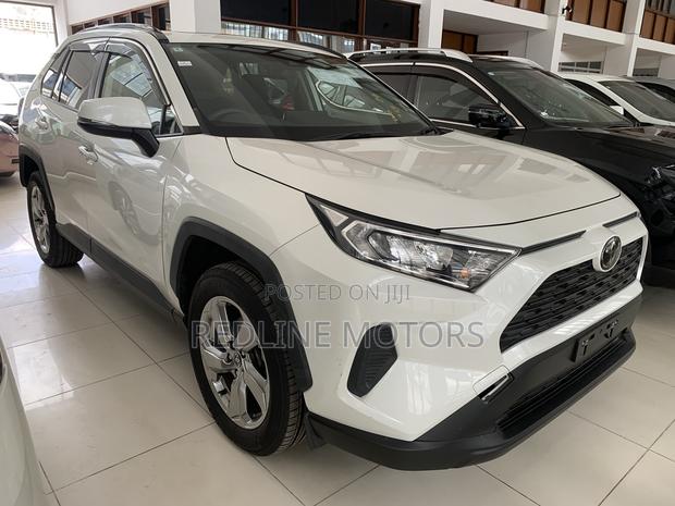 Toyota RAV4 Limited AWD 2020 White