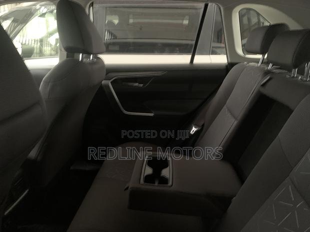 Toyota RAV4 Limited AWD 2020 White
