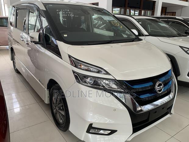 Nissan Serena 2019 White