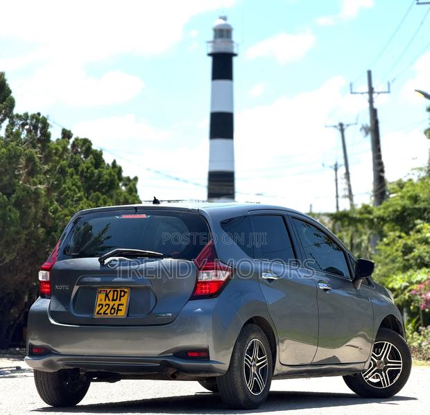 Nissan Note 2017 Gray